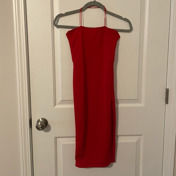 Boohoo Petite Cross Back Thigh Split Midi Dress - Picture 2 of 5